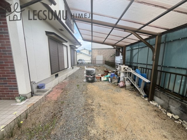 姫路市香寺町溝口/中古戸建の駐車場