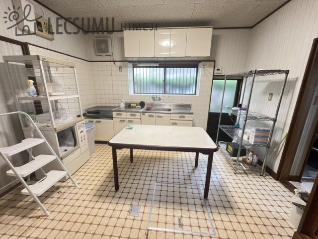 姫路市香寺町溝口/中古戸建のキッチン