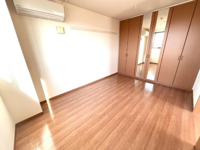 【内装】 | ヴィラ・クレスト | 洋室