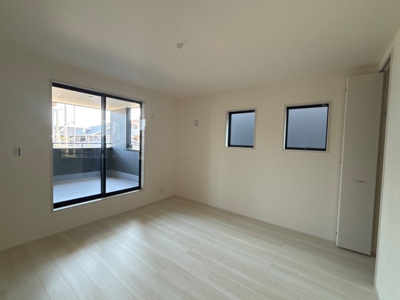 【洋室】 | リーブルガーデン加東市下滝野５期 | 洋室　インナーバルコニー