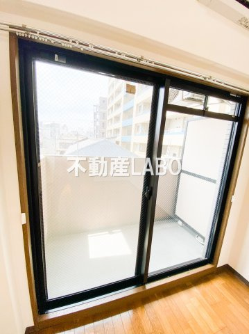 プレサンス阿倍野阪南町のバルコニー