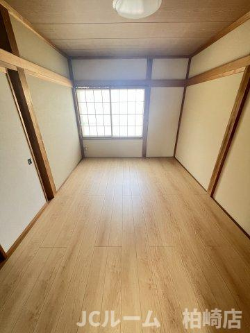 柏崎市城東２丁目のアパートの内装