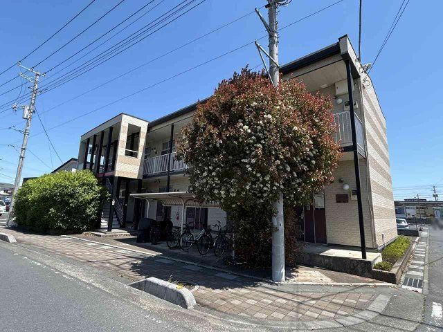 レオパレスローズ　ワンの外観