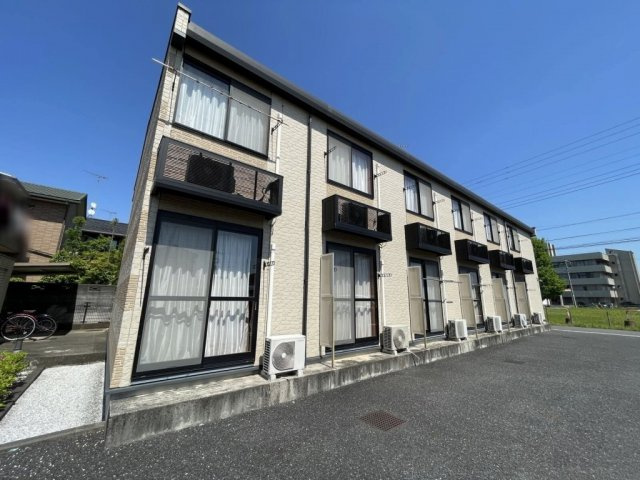 レオパレスディアタウンＣの外観