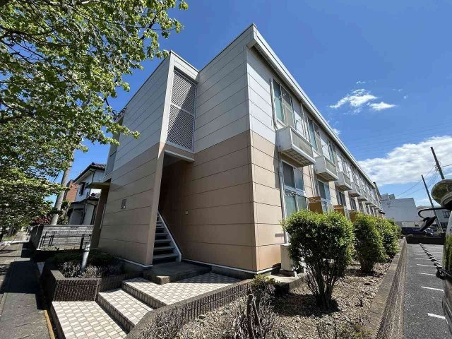 レオパレスグリーン青毛の外観