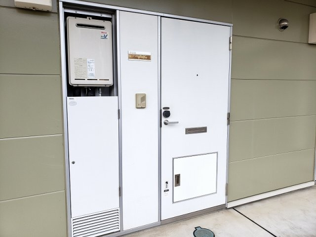 レオパレス栗橋Ⅱの玄関