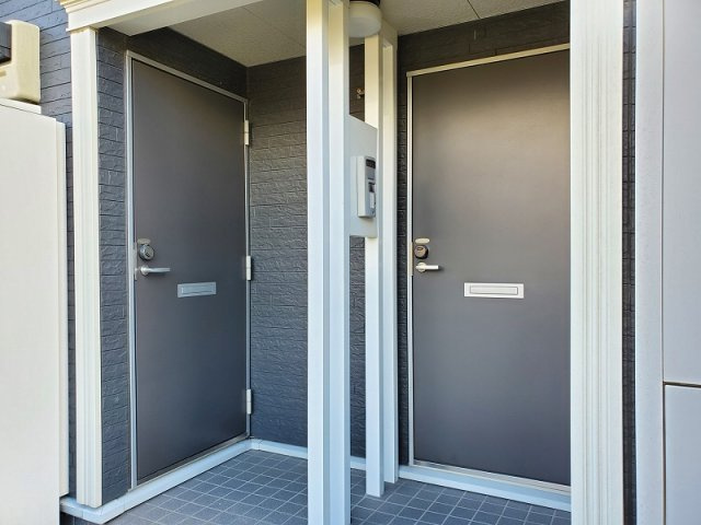 レオネクストメルベーユの玄関