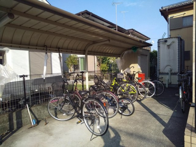 レオパレス寛のその他|駐輪場