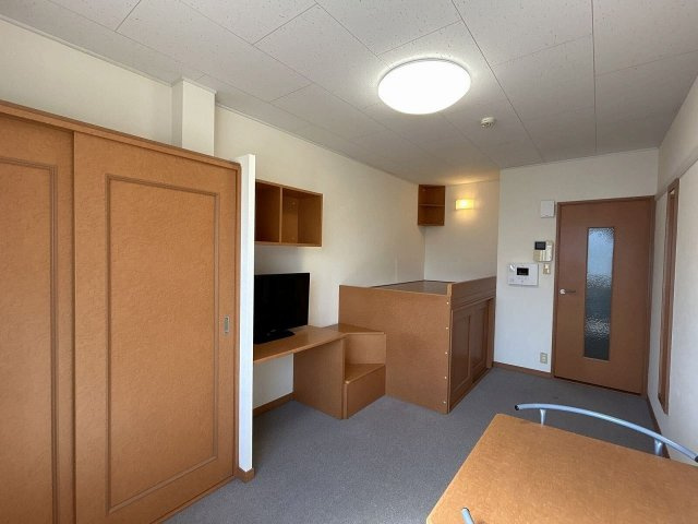 レオパレスセピアコートの居間・リビング