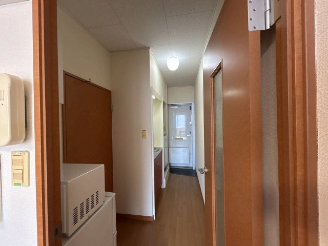 レオパレスセピアコートの玄関