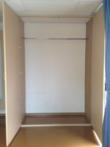 レオパレスリバーシティーの内装