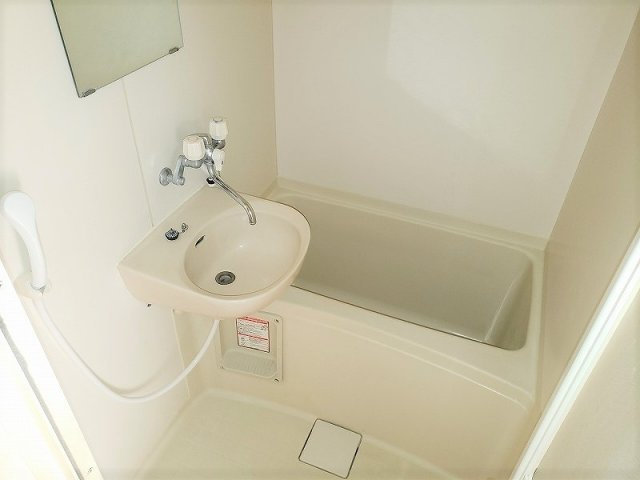 レオパレスしょうぶの浴室