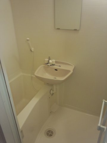 レオパレスプロシードの浴室