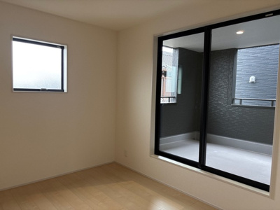 【洋室】 | リーブルガーデン加東市下滝野５期 | 洋室　インナーバルコニー