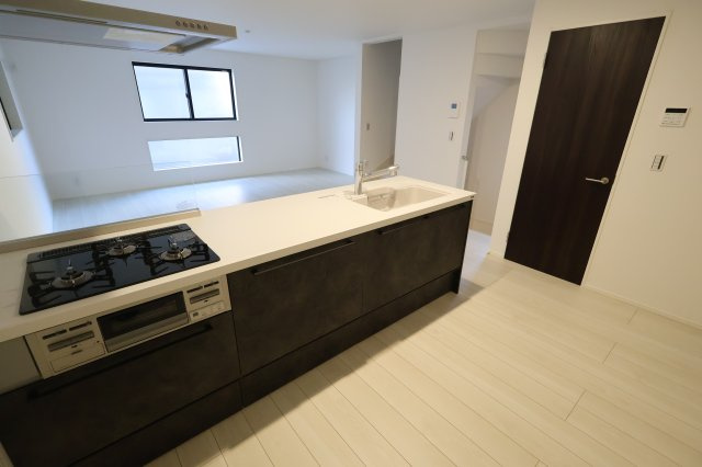 《仲介手数料無料》浦和区常盤３丁目11-5(1号棟)新築一戸建てミラスモのキッチン