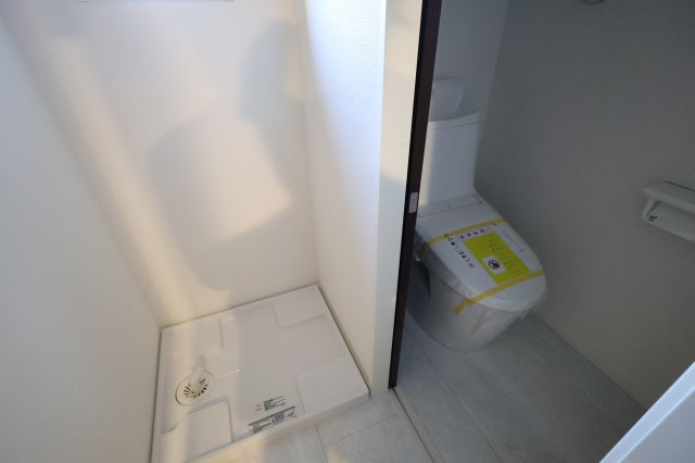 《仲介手数料無料》浦和区常盤３丁目11-5(1号棟)新築一戸建てミラスモのトイレ