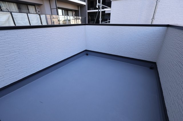 《仲介手数料無料》浦和区常盤３丁目11-5(1号棟)新築一戸建てミラスモのバルコニー