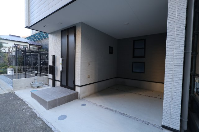 《仲介手数料無料》浦和区常盤３丁目11-5(1号棟)新築一戸建てミラスモの駐車場