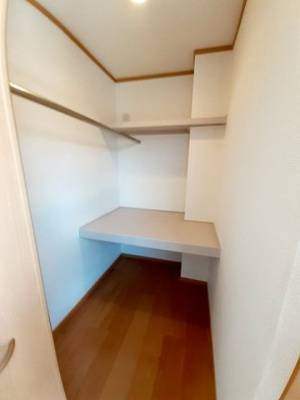 【収納】 | プラティークレーブⅣ | たっぷりとした収納スペースです