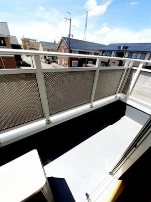 【バルコニー】 | プラティークレーブⅣ | 落ち着いた時間を過ごせるバルコニーです