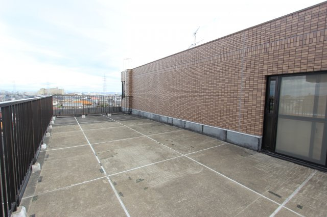 エバーグリーン２１のバルコニー