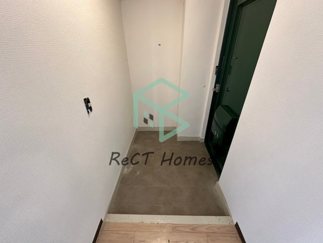 メゾン手柄の玄関