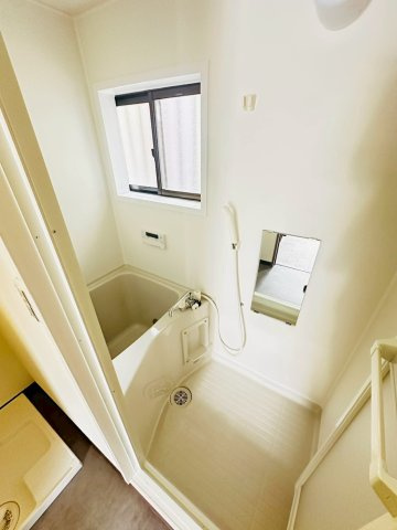 須磨浦通6丁目貸家の浴室