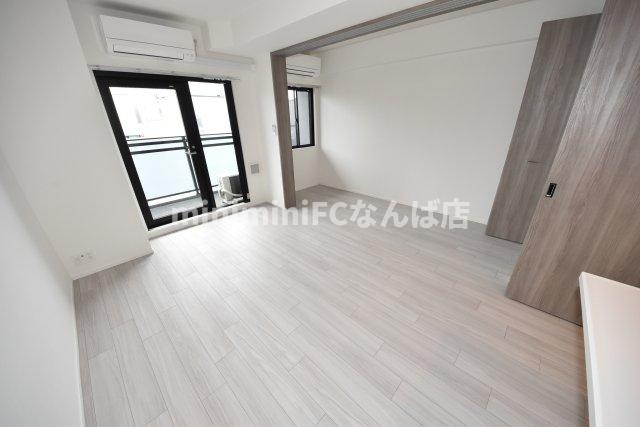 エスレジデンス堺筋本町Deuxの居間・リビング