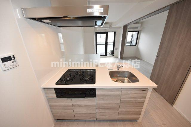 エスレジデンス堺筋本町Deuxのキッチン