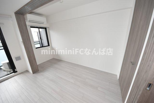 エスレジデンス堺筋本町Deuxの寝室