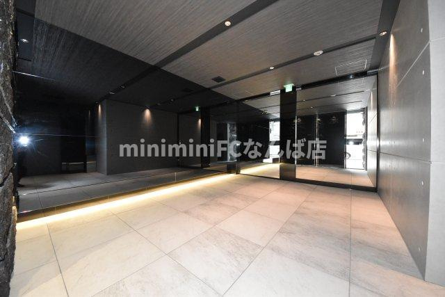 エスレジデンス堺筋本町Deuxのエントランス