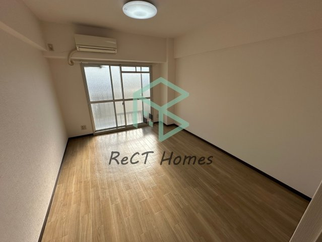 飾磨中村コーポの居間・リビング