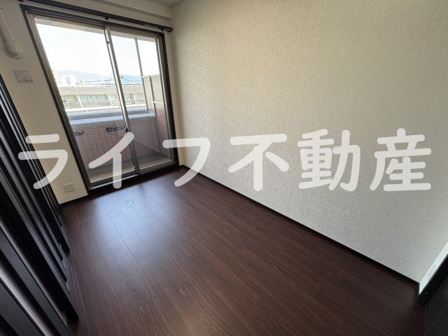 プレジオ長田の洋室|コンパクトで使いやすい洋室です