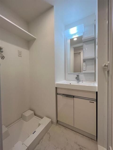 リヴシティ西川口五番館の洗面所