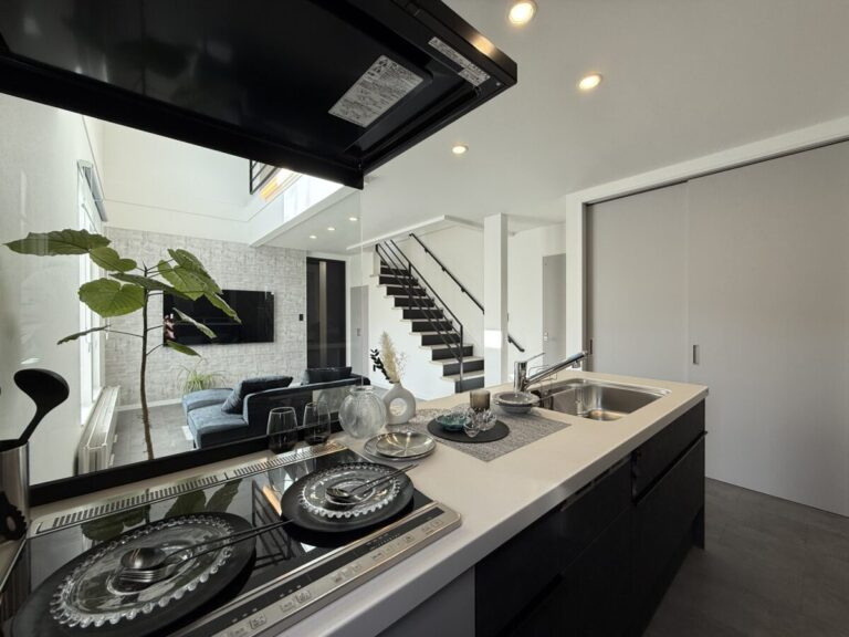 網走市つくしヶ丘6丁目2戸建のキッチン