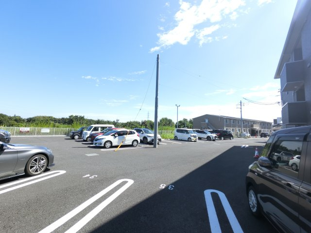 AALII Ⅲの駐車場