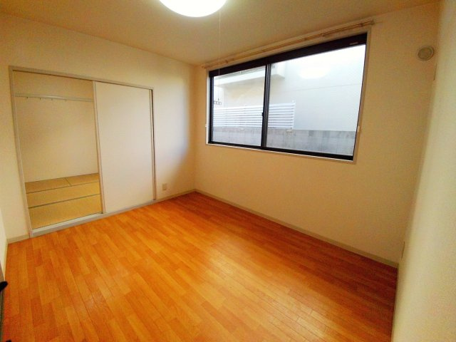 烏帽子ハイツ六甲の居間・リビング