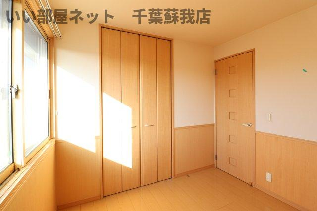 コモドカーサの寝室|落ち着いた色調の寝室です