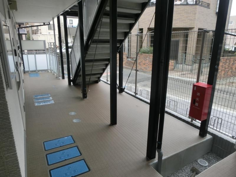 リブリ・大宮堀の内のロビー