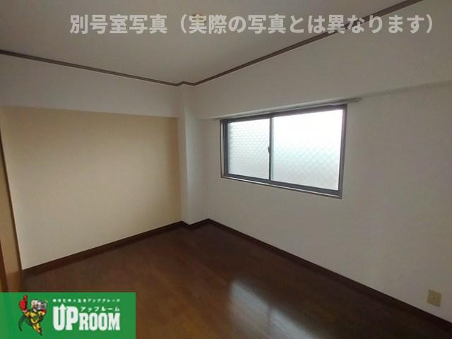 ハイツ・ソレアードの洋室