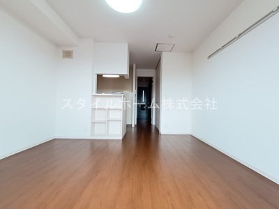 【居間・リビング】 | モナリエ晩田 | 別部屋写真です。