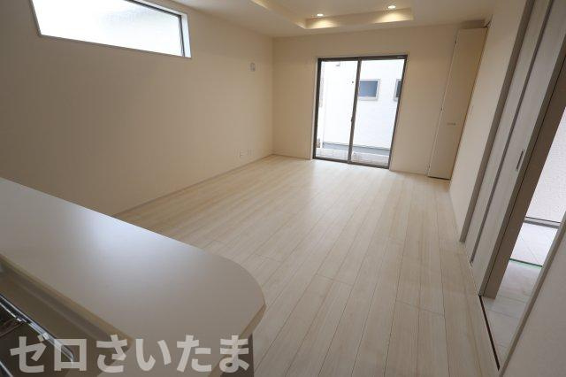 《仲介手数料無料》北区吉野町２丁目171-11新築一戸建てリーブルガーデンの居間・リビング
