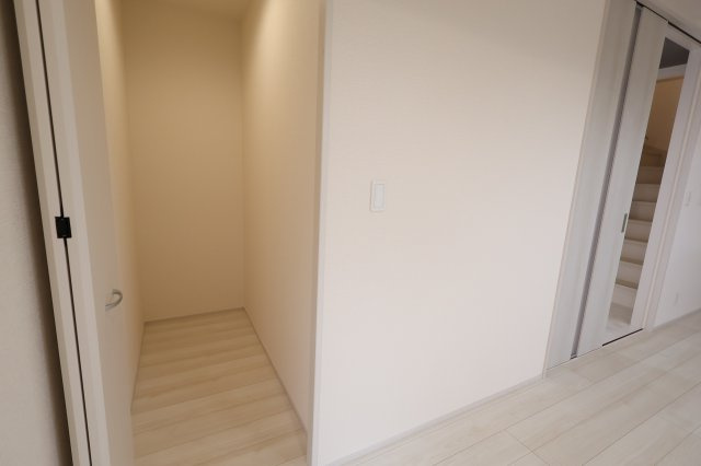 《仲介手数料無料》北区吉野町２丁目171-11新築一戸建てリーブルガーデンの収納