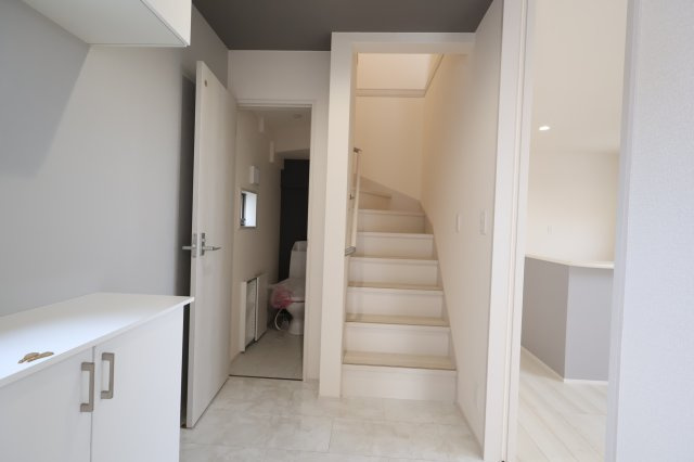 《仲介手数料無料》北区吉野町２丁目171-11新築一戸建てリーブルガーデンの玄関