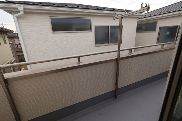 《仲介手数料無料》北区吉野町２丁目171-11新築一戸建てリーブルガーデンのバルコニー