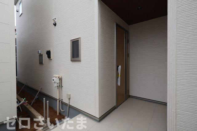 《仲介手数料無料》北区吉野町２丁目171-11新築一戸建てリーブルガーデンの玄関
