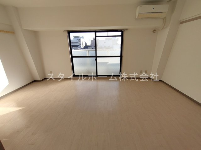 メゾン福谷Ⅲの居間・リビング