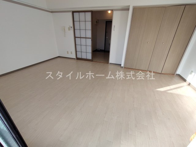 メゾン福谷Ⅲの居間・リビング