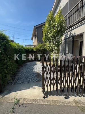 【庭】 | 寺谷１丁目貸家 | 小型車のみ