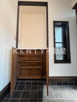 【玄関】 | 寺谷１丁目貸家 | 下駄箱